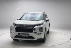 2023 Mitsubishi Outlander LS