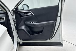 2023 Mitsubishi Outlander LS