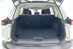 2024 Nissan X-TRAIL ST