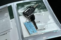 2022 Toyota Hilux SR