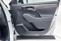 2022 Toyota Kluger Grande