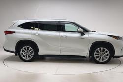 2022 Toyota Kluger Grande