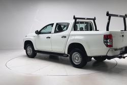 2023 Mitsubishi Triton GLX