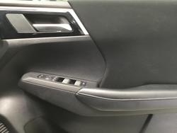 2022 Mitsubishi Outlander LS