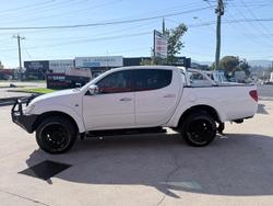 2013 Mitsubishi Triton GLX-R MN MY14 4X4 Dual Range White