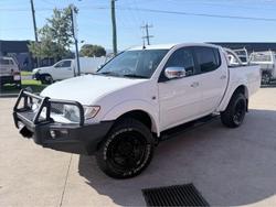 2013 Mitsubishi Triton GLX-R MN MY14 4X4 Dual Range White