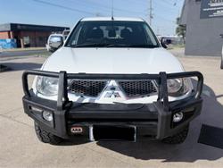 2013 Mitsubishi Triton GLX-R MN MY14 4X4 Dual Range White