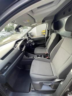 2022 Volkswagen Caddy TDI320 5 MY23 Deep Black