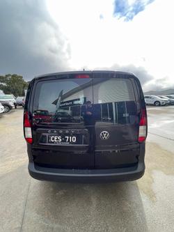 2022 Volkswagen Caddy TDI320 5 MY23 Deep Black