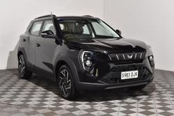 2025 Mahindra XUV3XO AX7L