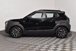 2025 Mahindra XUV3XO AX7L