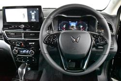 2025 Mahindra XUV3XO AX7L