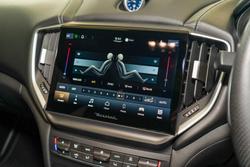 2022 Maserati Ghibli Modena