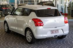 2021 Suzuki Swift GL Navigator