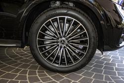 2023 Mercedes-Benz GLC-Class GLC300