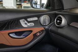 2019 Mercedes-Benz GLC-Class GLC300