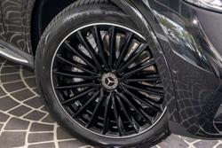 2025 Mercedes-Benz GLC-Class GLC300