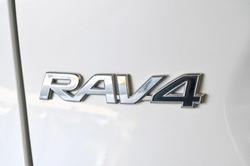 2020 Toyota RAV4 GXL MXAA52R WHITE