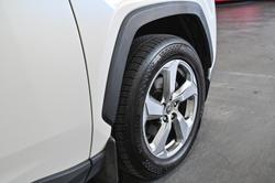 2020 Toyota RAV4 GXL MXAA52R WHITE