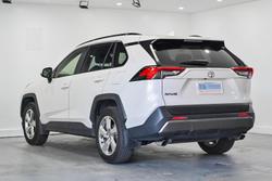 2020 Toyota RAV4 GXL MXAA52R WHITE