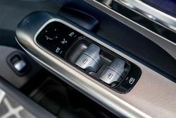 2025 Mercedes-Benz GLC-Class GLC300