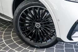 2025 Mercedes-Benz GLC-Class GLC300