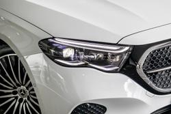 2025 Mercedes-Benz E-Class E200