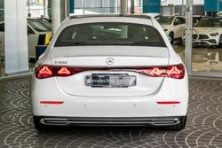 2025 Mercedes-Benz E-Class E200