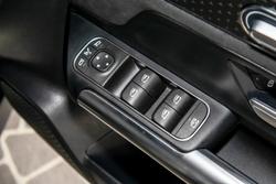 2025 Mercedes-Benz GLA-Class GLA200