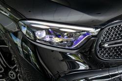 2025 Mercedes-Benz GLC-Class GLC300