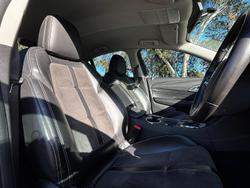 2016 Holden Commodore SV6 VF Series II MY16 Heron White