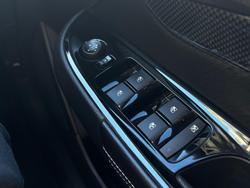 2016 Holden Commodore SV6 VF Series II MY16 Heron White