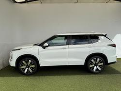 2025 Mitsubishi Outlander Aspire
