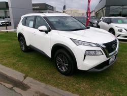 2024 Nissan X-TRAIL ST