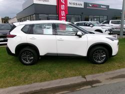 2024 Nissan X-TRAIL ST