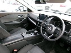 2024 Nissan X-TRAIL ST