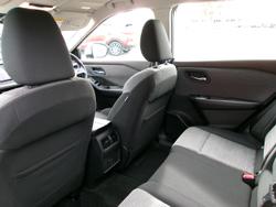2024 Nissan X-TRAIL ST