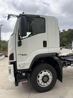 2026 Isuzu F Series FVR 170-300 AT R47