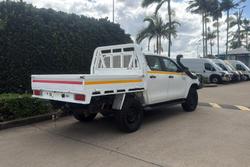 2022 Toyota Hilux SR