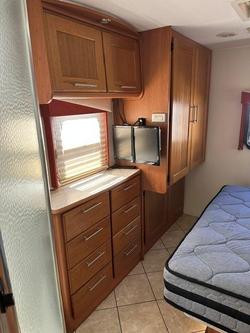 2010 Winnebago (Avida) Longreach