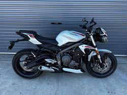 Triumph Street Triple S 660 Lams