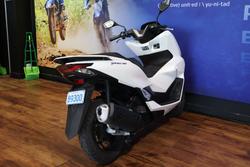 2025 Honda PCX125 White