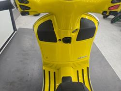 2022 VESPA GTS 300 SUPER SPORT Yellow