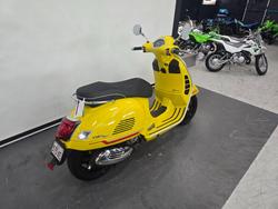 2022 VESPA GTS 300 SUPER SPORT Yellow