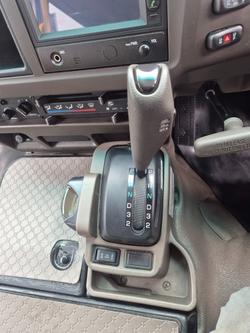 2015 Fuso Rosa 25 seat AUTO Deluxe Bus