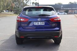 2015 Nissan QASHQAI ST