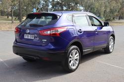 2015 Nissan QASHQAI ST