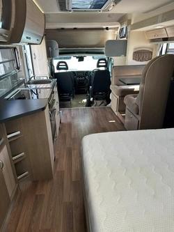 2016 Avida Esperance