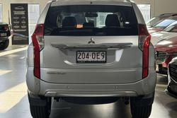 2016 Mitsubishi Pajero Sport GLS