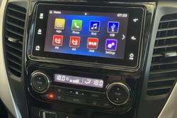 2016 Mitsubishi Pajero Sport GLS